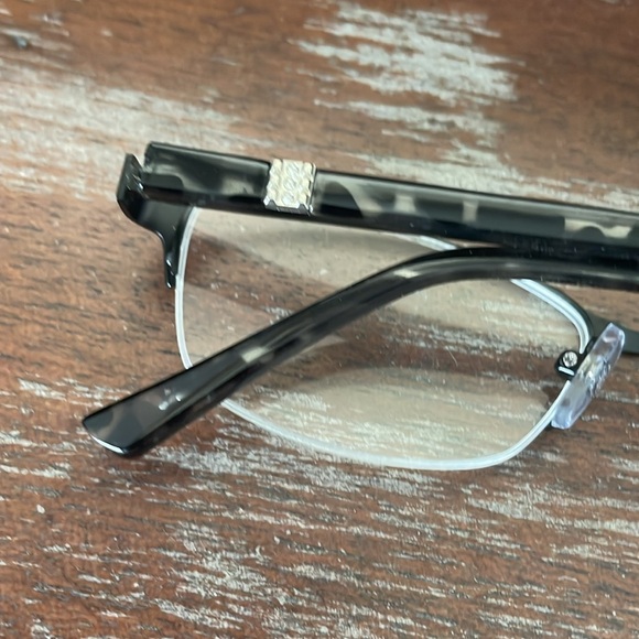 Design Optics by Foster Grant +1.50 black pattern eyeglasses with rhinestones - Picture 3 of 15